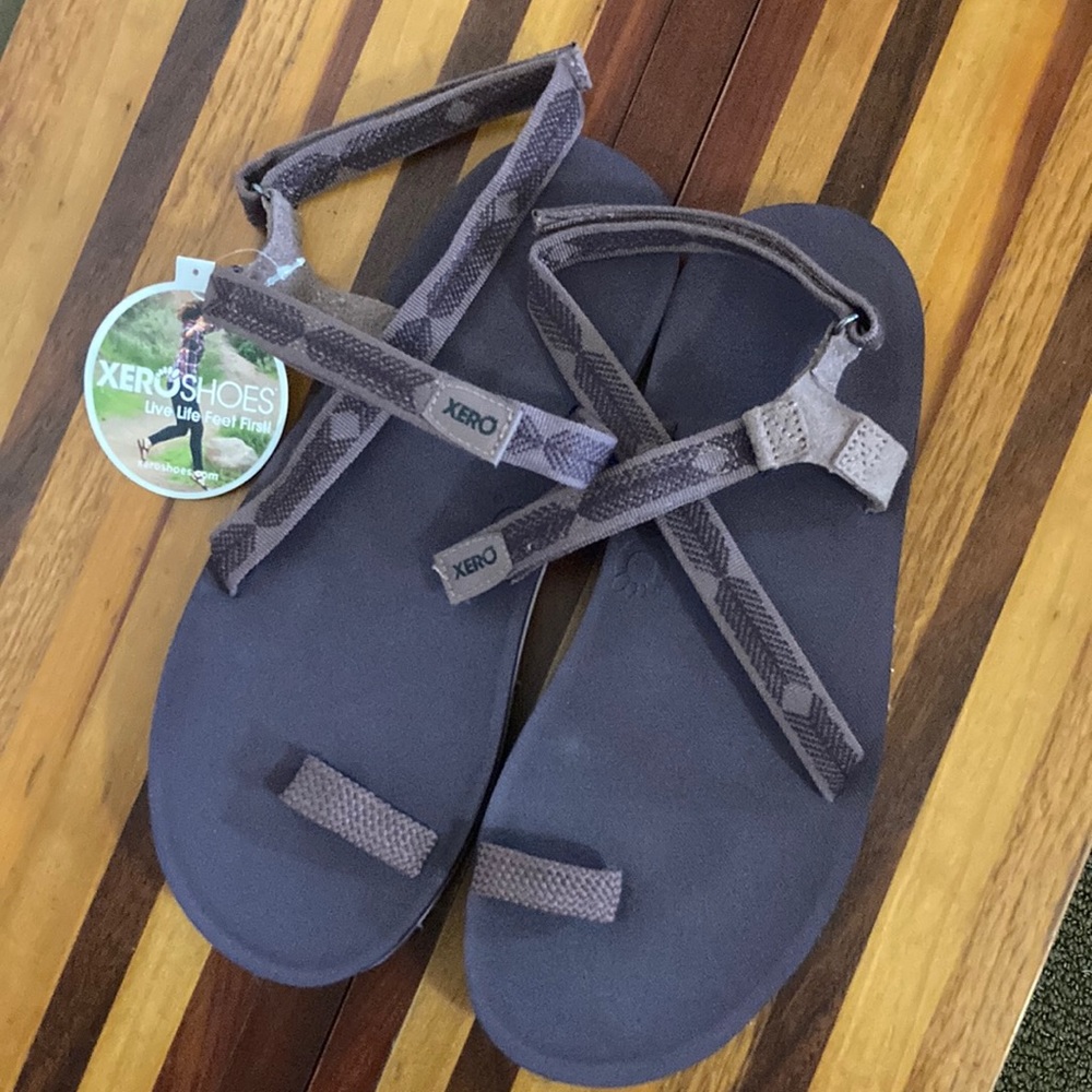Xero Shoes Women’s Veracruz Sandals Mulberry Sz 9 New